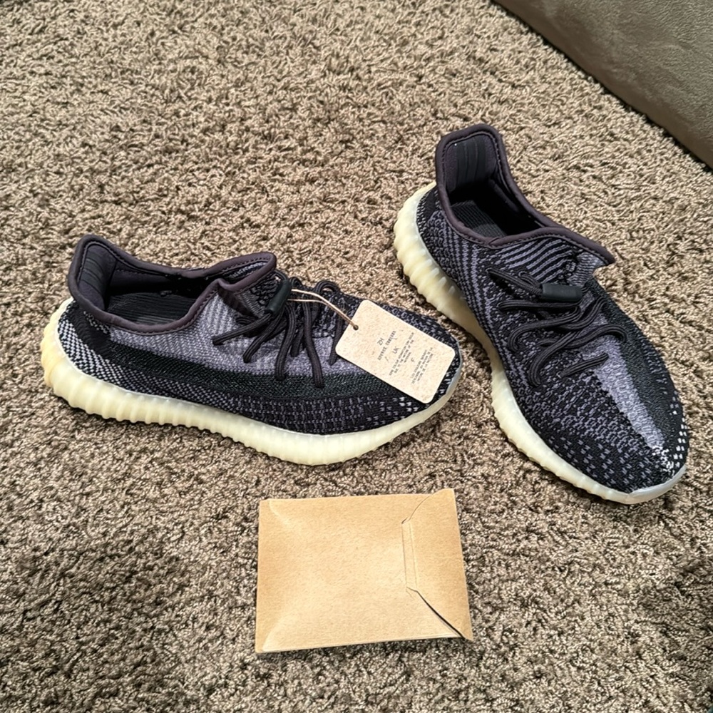 Yeezy 350 carbon